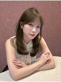 オリーブブラウン/レイヤーカット/透明感カラー/韓国ヘア
