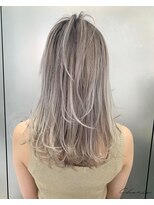 シェリ ヘアデザイン(CHERIE hair design)&nbsp;white gradation