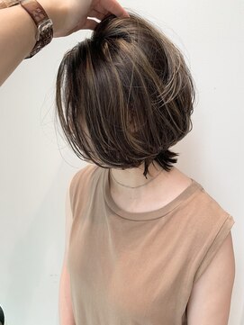 ステアケース 武蔵小杉店(stair:case) 大人ハイライトベージュカラーミディアムウルフ