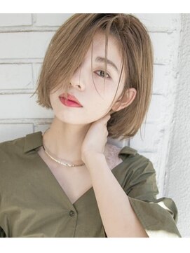 ルティア(Lutia) ハイトーンボブ 切りっぱなしボブ