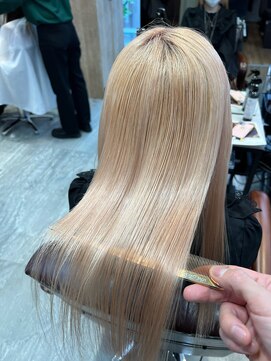 アディクト 東陽町西口(addict) ブリーチ毛に髪質改善縮毛矯正＿ベージュ＿ミディアム［東陽町］