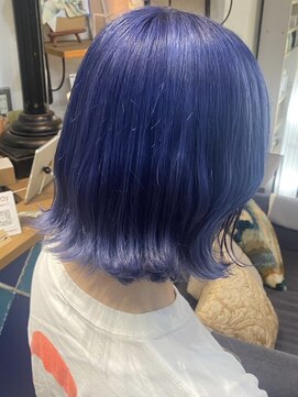 ロア 福岡天神本店(LORE) ダブルカラーミルクティーベージュカラーケアブリーチミニボブ