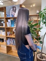 ソワンドゥブレス 瓜破店(soin de brace) silvery greige