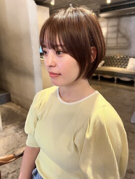 髪質改善と縮毛矯正の専門店 サンティエ(scintiller) 大人綺麗な小顔襟足スッキリショートボブ　30代40代50代