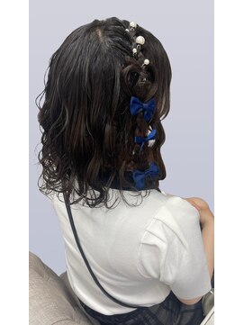 アールエーサロンモノクロ 秋葉原(RA SALON モノクロ) ツインあみたらし