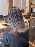バレイヤージュグレージュハイライトダブルカラーケアブリーチ