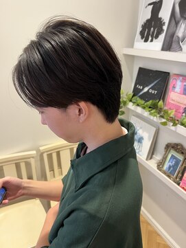 ビビアンロッソ(Viviean Rosso) ダウンパーマ×韓国風毛流れカット