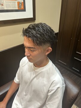 ヒロギンザ 名古屋本店(HIRO GINZA) ツーブロック×スキンフェード