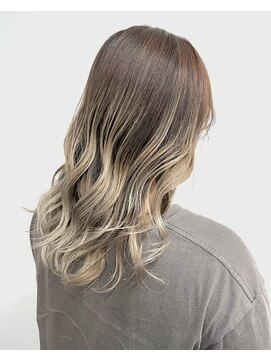 バブルス みずほ台店(BUBBLES) バレイヤージュカラー