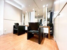 モッズ ヘア 銀座店(mod's hair)の雰囲気(ヘアケア・スカルプケア商品取扱【銀座/有楽町/ショート/ボブ】)