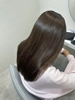 ベル サウス(BHEL south) 津市ロングレイヤーカットハッシュカット透明感カラー重めロング
