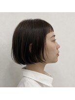 アンリエラ(Unliera)&nbsp;ミニボブ/オン眉/暗髪/透明感カラー/松山美容室