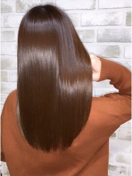 シシ 新宿(She 2.) オレンジブラウン×髪質改善