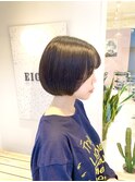 ショートボブ
