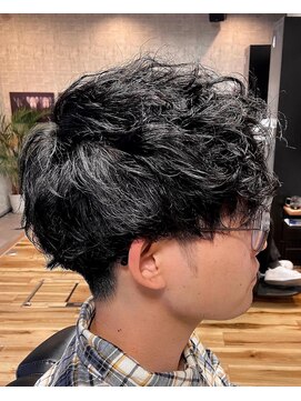 ザ ハレ 学南町店(THE HALE'S) カーリーパーマ