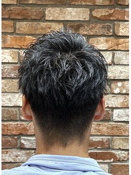 ヒロギンザバーバーショップ 丸の内店(HIRO GINZA BARBER SHOP) ツーブロックアップバンク