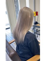 アフューズバイストゥー(Vfuse by StueW)&nbsp;ベージュ系カラー［倉敷］［岡山］［水島］