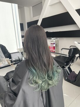 アライブ キチジョウジ(ALIVE Kichijoji) グリーングラデーションカラー