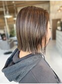 ハイライト×切りっぱなしボブ