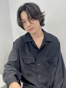 ユーフォリア 渋谷グランデ(Euphoria SHIBUYA GRANDE) メンズミディアムウルフ　ニュアンスパーマ　MOMO