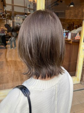 トリコ 柏(tricot) レイヤーボブ/ベージュ/スタイリスト高橋