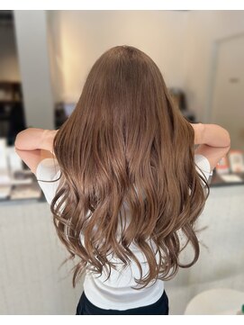 ギネス(Giness) ミルクティーベージュメルティカラーフェミニンロング