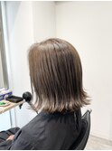 大人グレージュボブ〔白髪ぼかし/脱白髪染めハイライト〕