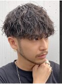大分ツイストスパイラルパーマメンズカットツーブロックマッシュ
