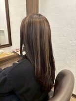 アミリー ひたち野うしく店(Amily)&nbsp;ハイライトバレイヤージュダブルカラーケアブリーチ20代30代