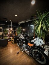 8番館