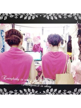 ドレス21 編み込みお花