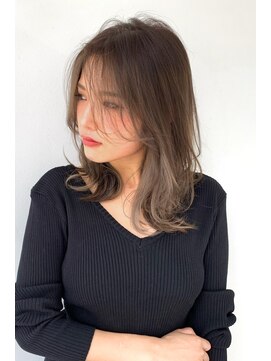 トルネード(TORNADO) 大人のインナーカラーハイライトレイヤーカット