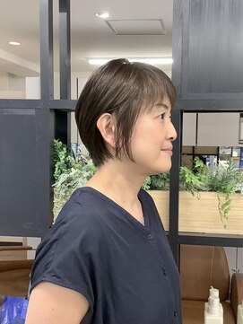 ジョイ 美容室JOY スッキリ大人ショート