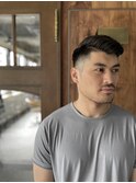 大人海外メンズ七三分けサイドパートフェードカット：尾上　雄輝
