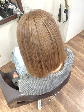 ニーナ ヴィジョン(NINA visioN) 艶カラー