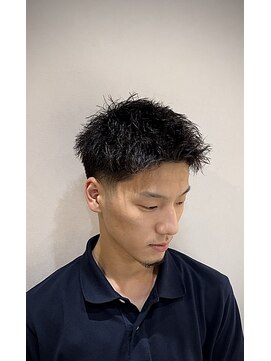 ドゥーエン 花園店(DoEN) ローフェード /ベリーショート