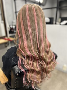 ワン(ONE) ブラウン×ピンクハイライト