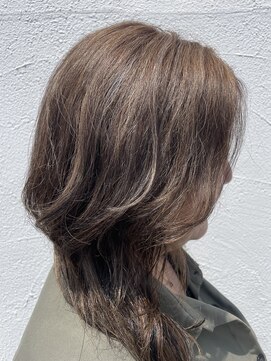 トイロ(toiro*) ミディアム小顔レイヤー*