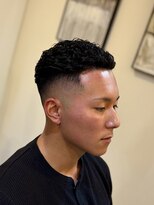 ジェイソン(JASON) ◆男らしさを極めた重厚スタイル◆ 極道パーマ × ハイフェード