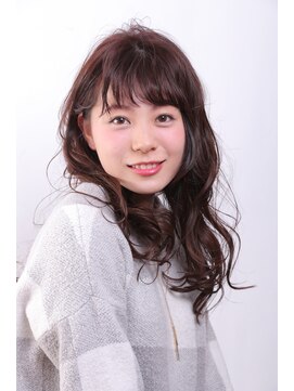 エムスラッシュ ストリートマーケット スマートサロン センター北(M.SLASH) 大人可愛いゆるウェーブ