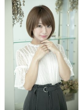 ルルディ バイ アフロディーテ銀座(luludi by APHRODITE) グレージュカラー/シルキーベージュ/斜めバング/銀座/髪質改善