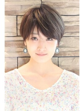 ３０代 ４０代 ５０代 大人の女性に人気のショート L レウナ 外苑前 Reuna のヘアカタログ ホットペッパービューティー