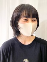 ノラキチジョウジ(NORA KICHIJOJI)&nbsp;耳かけショートカット外ハネショートボブ黒髪ショートウルフ