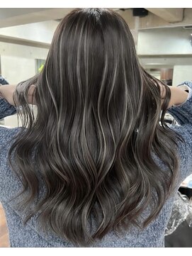 ヨロ 小岩(YOLO) ハイライトカラーミルクティーベージュケアブリーチダブルカラー