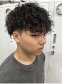ツイストスパイラルパーマ眉毛メンズカットメンズパーマフェード