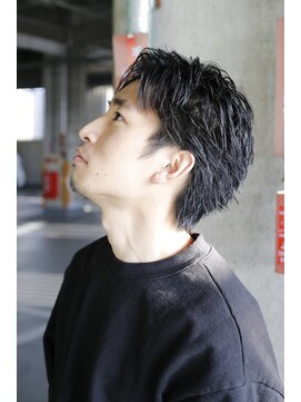 ヘアーデザイン ディードット ウル(D. ulu) スパイキーショート