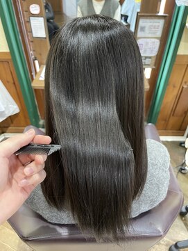 エルパライソ 鯖江店(Elparaiso) 鯖江/髪質改善/オッジオット/白髪染め/縮毛矯正/ヘッドスパ