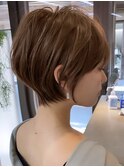 ショートヘアショートボブ白髪ぼかしハイライトカラーボブ