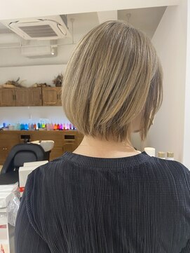 ネイロ 錦糸町(NeiRo) ショートカットショートボブミルクティーカラーグレージュ