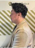 ダンディな黒髪ショートヘアハードパーマ×アップバング#2
